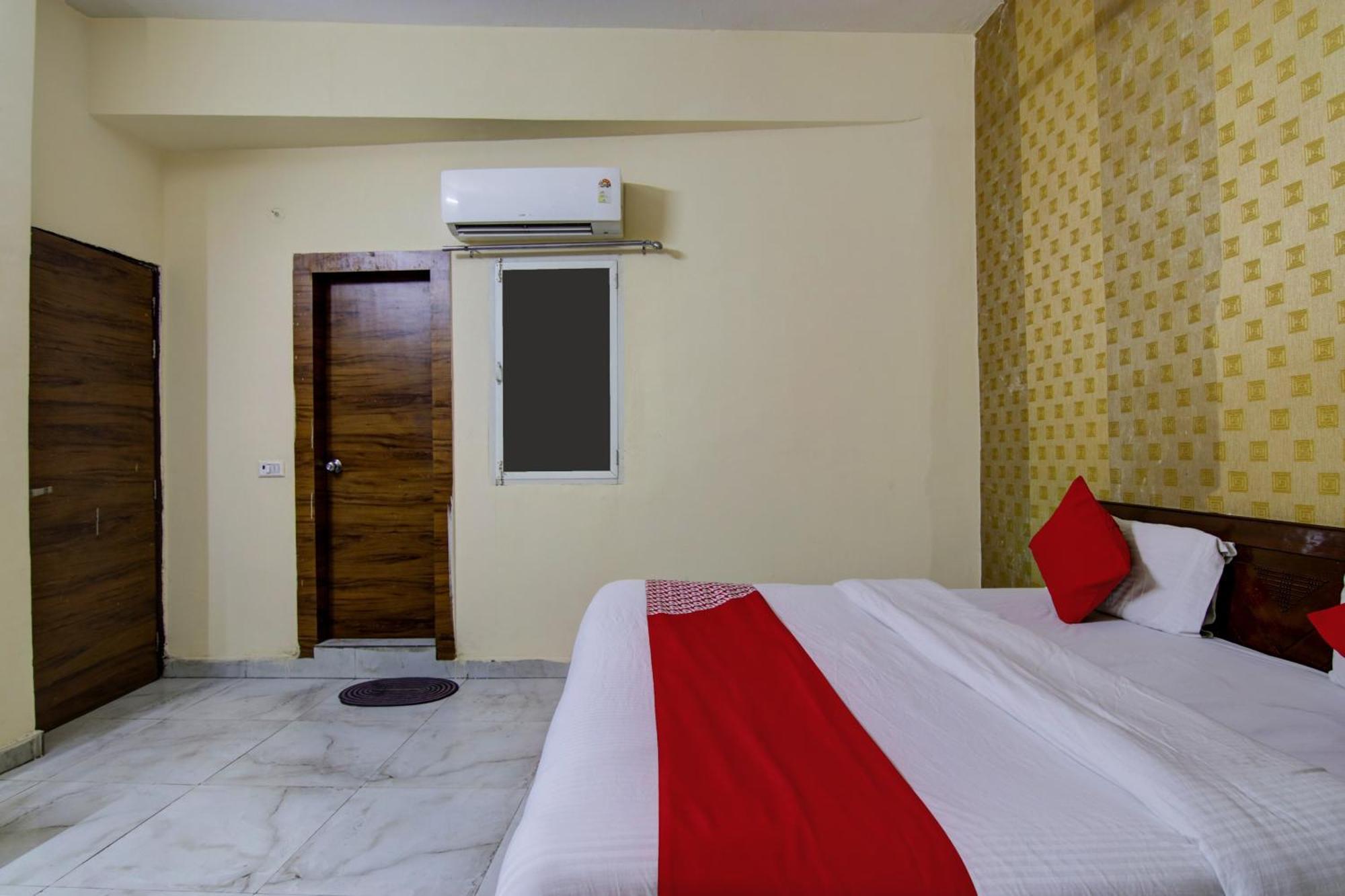 Hotel Yash House Neu-Delhi Exterior foto